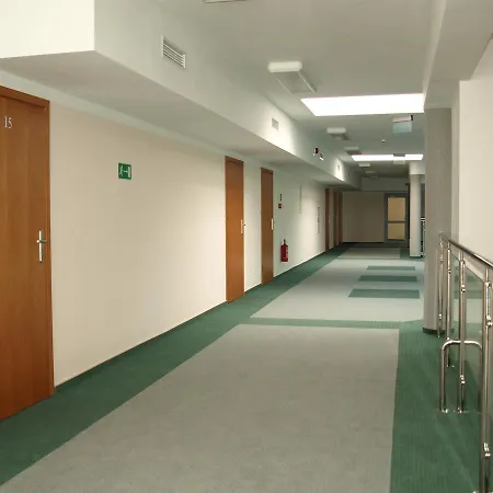 Wsap家庭式酒店 公寓式酒店 奥斯特罗文卡